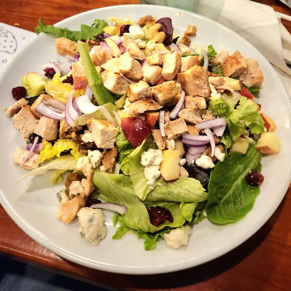 Wisconsin Harvest Salad with Chicken