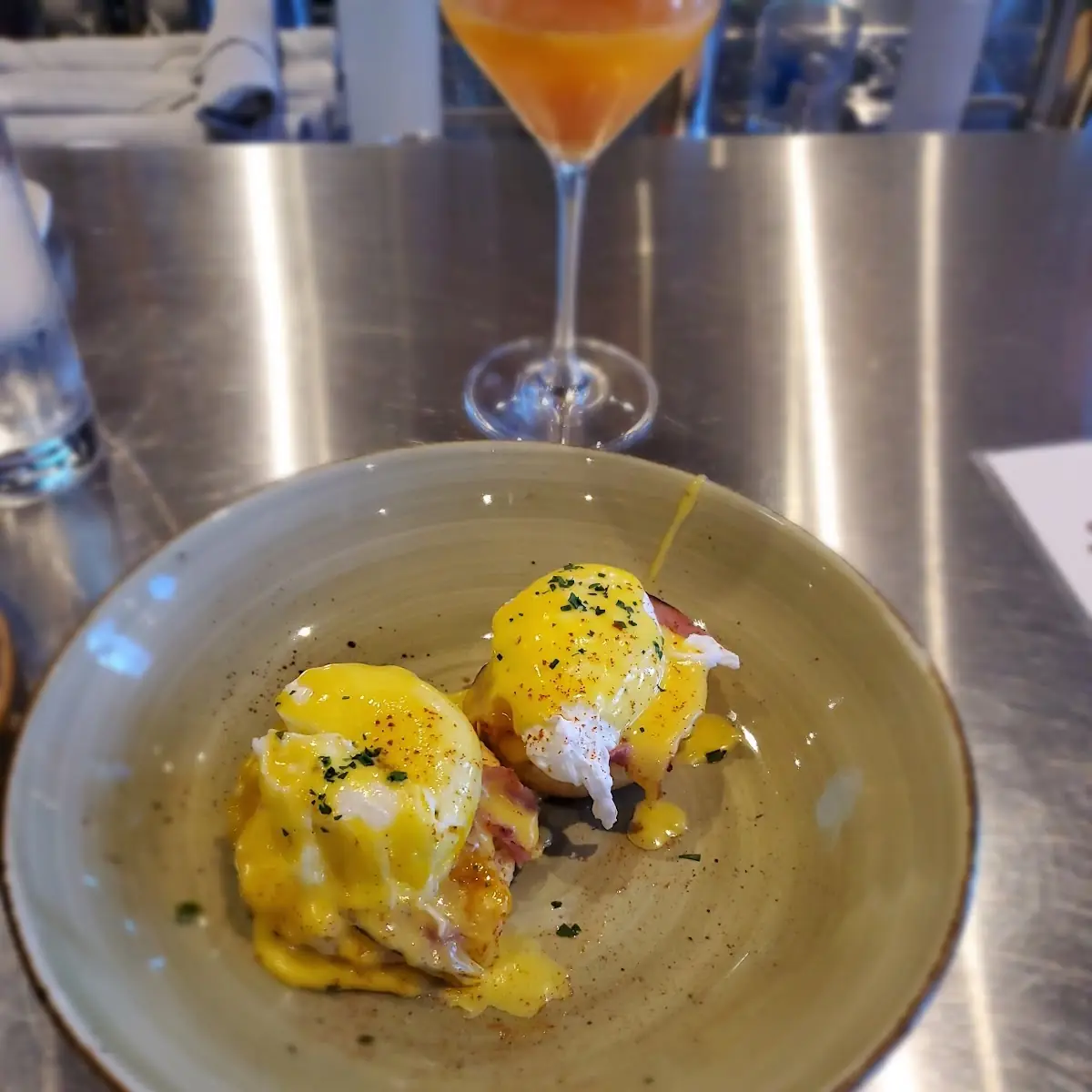 Eggs Benedict