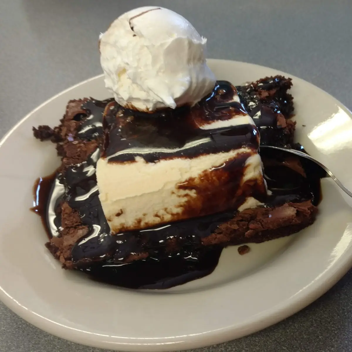 Brownie Sundae