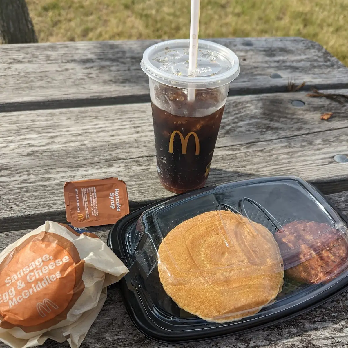 Big Breakfast with Hotcakes