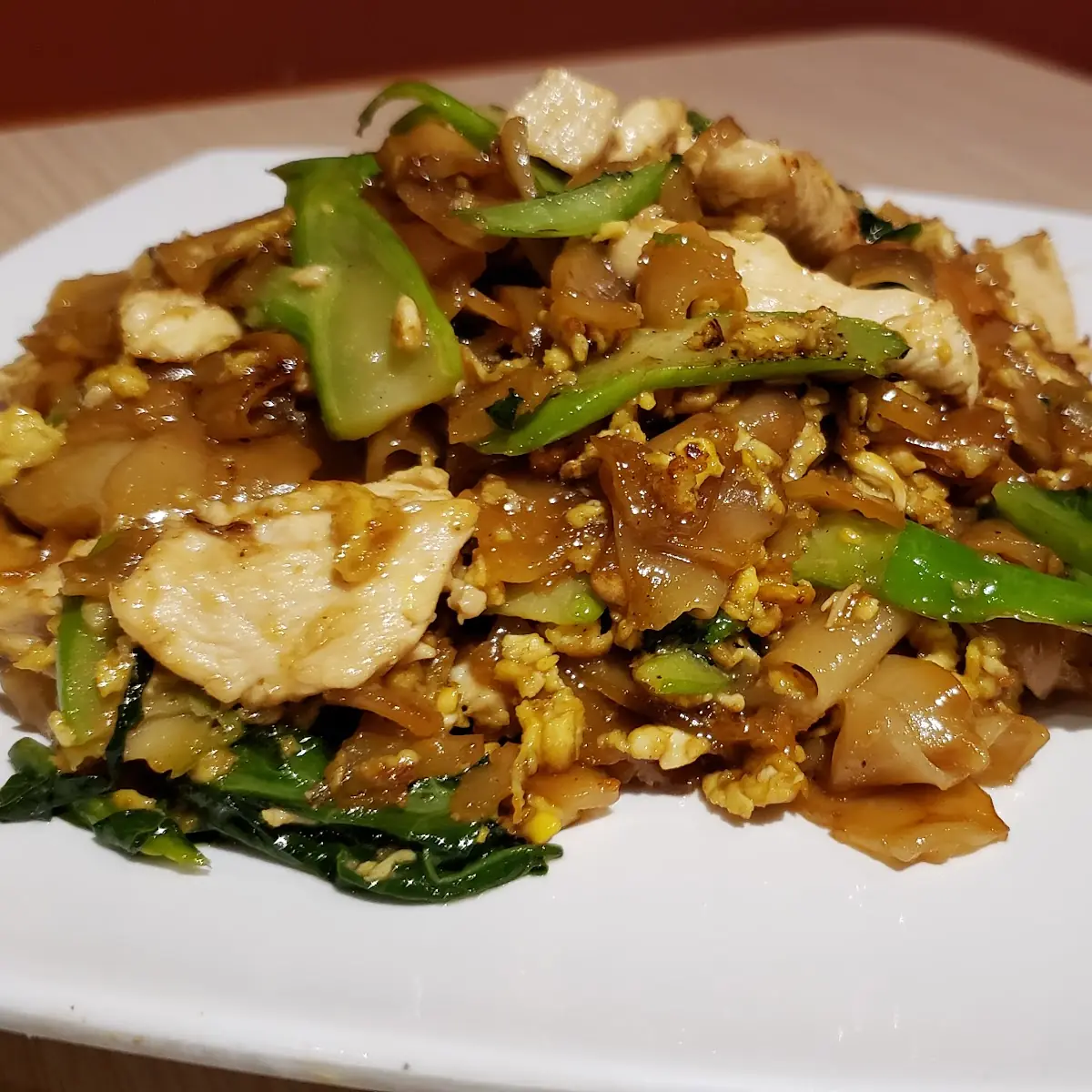 Pad See Eiw with Chicken