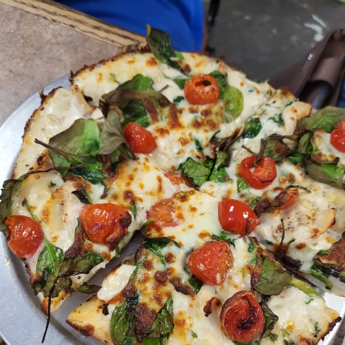Chicken Alfredo Pizza