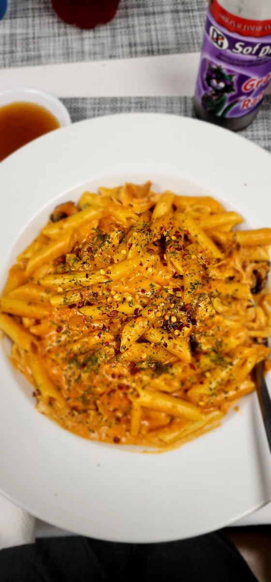 Jerk Chicken Pasta, Fiona's Cuisine