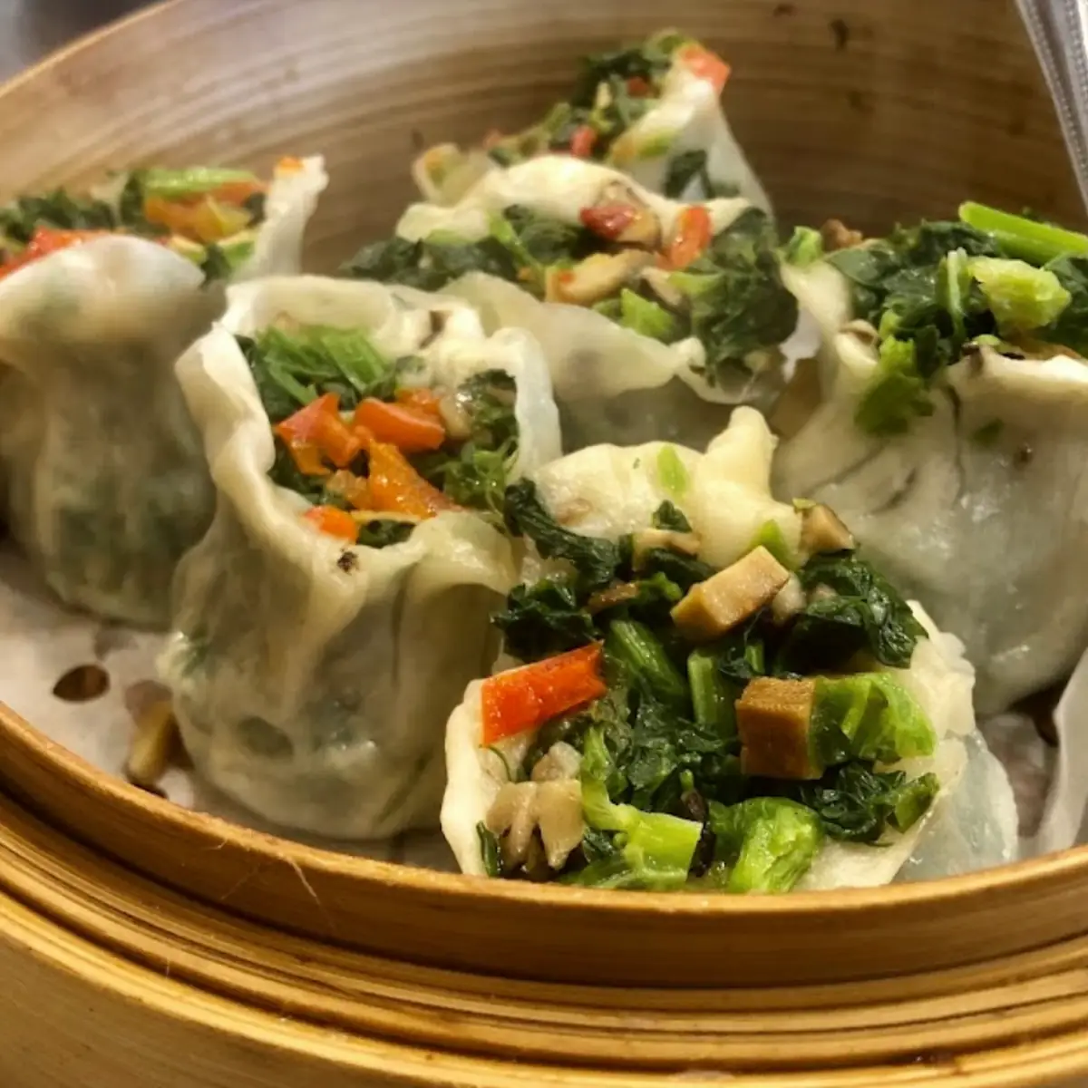 Crab and Pork Steamed Dumplings 8 pcs