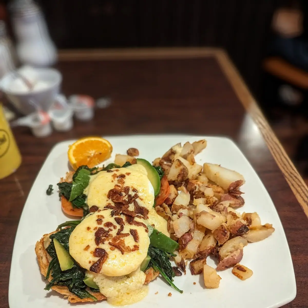 Bhd Crab Benedict