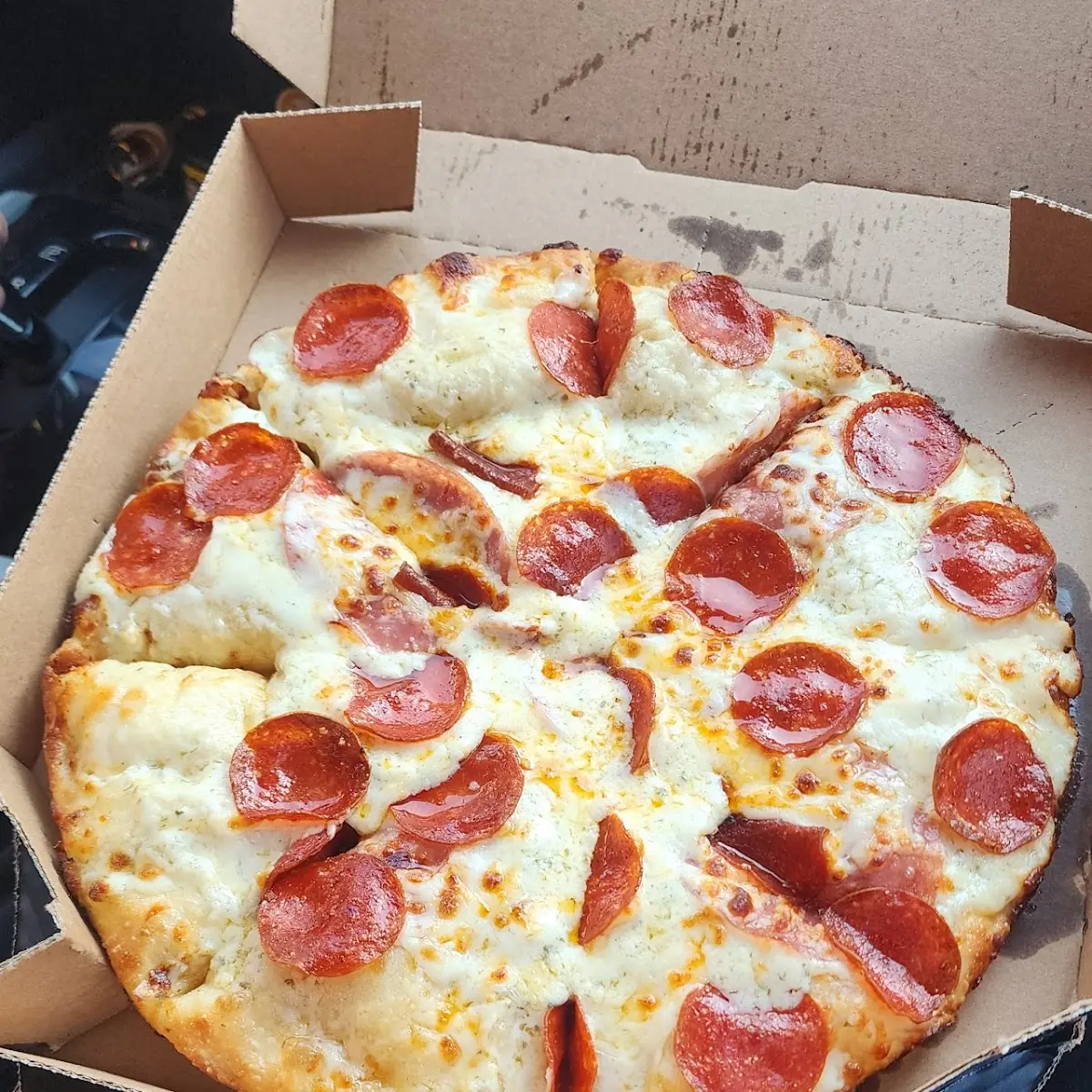 Pepperoni Pan with Garlic Parm Sauce