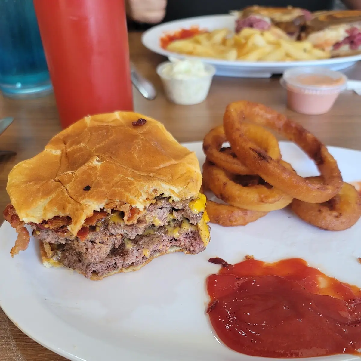 Double Cheeseburger Lunch