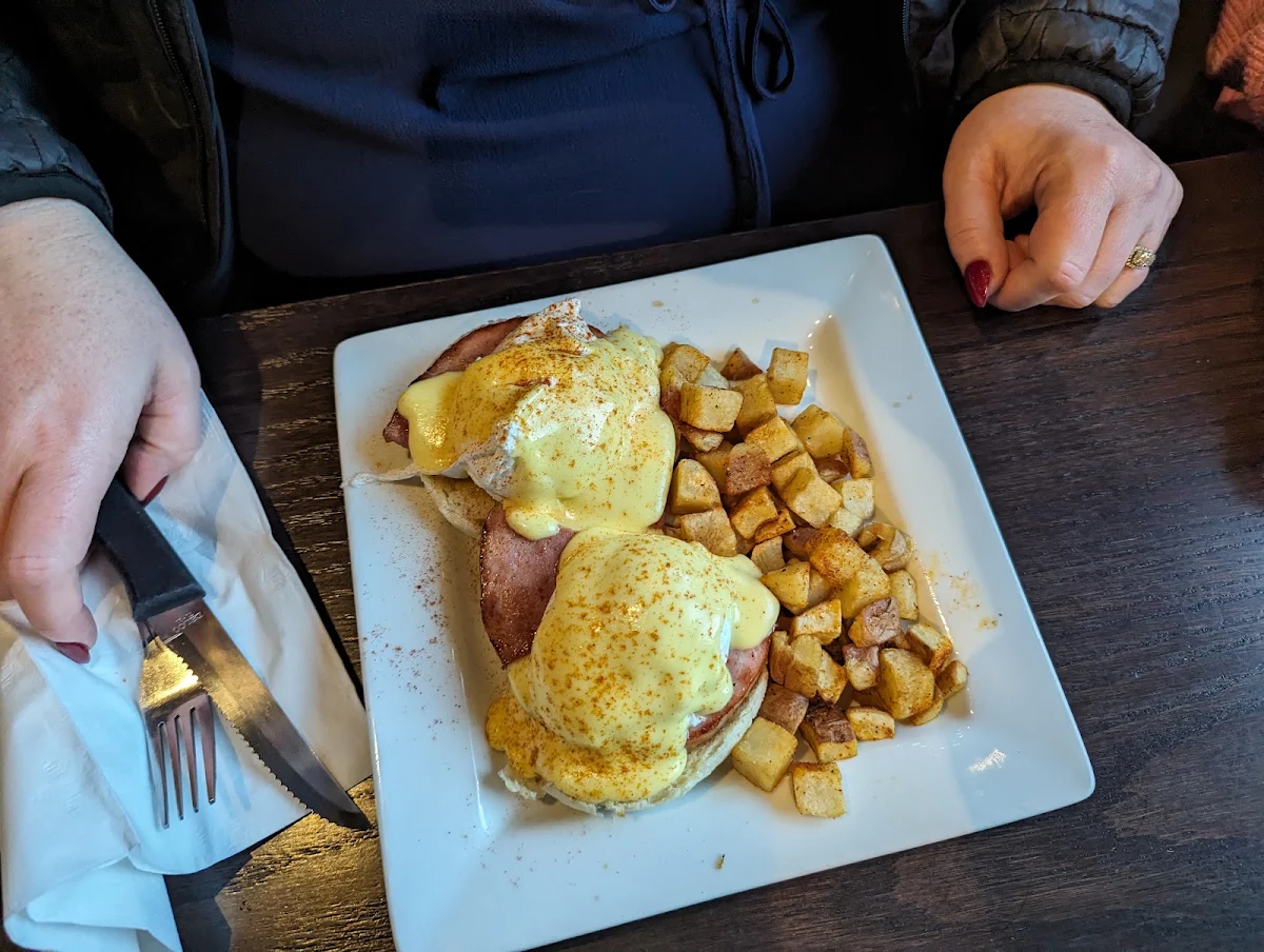 Eggs Benedict