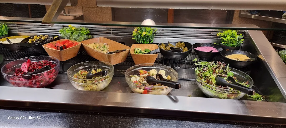 Mixed Green Salad
