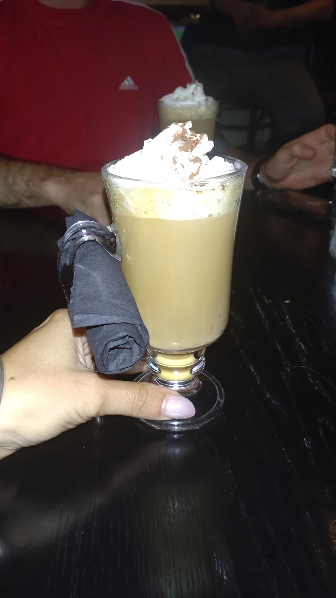 Coffee, Pub du Parvis