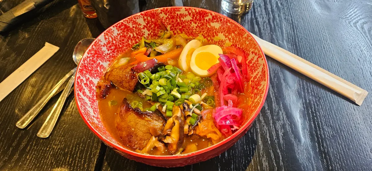 Ramen Carbonara, Pub du Parvis
