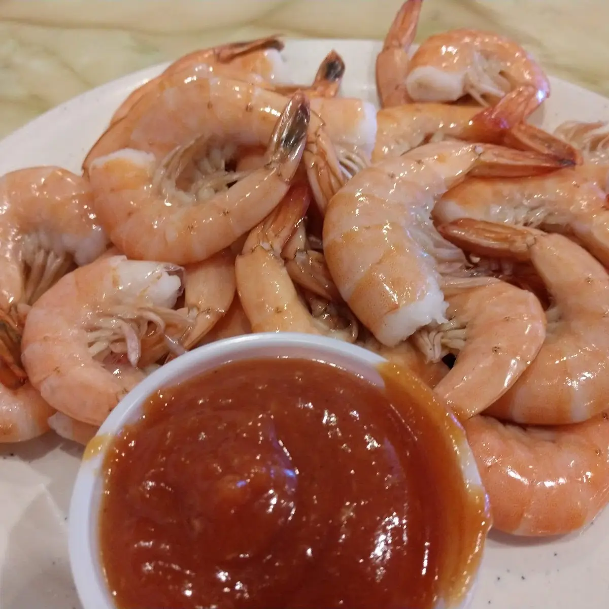 Cooked Shrimp with Cocktail Sauce