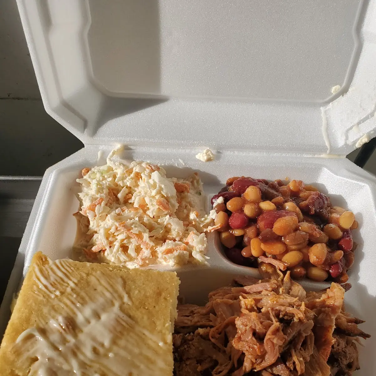 Slow Cooked BBQ Pulled Pork w Slaw