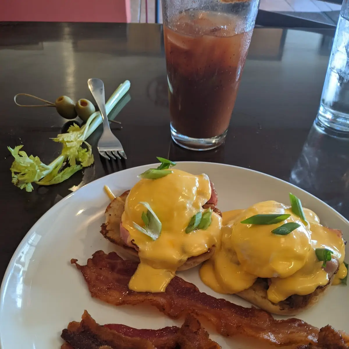 Eggs Benedict