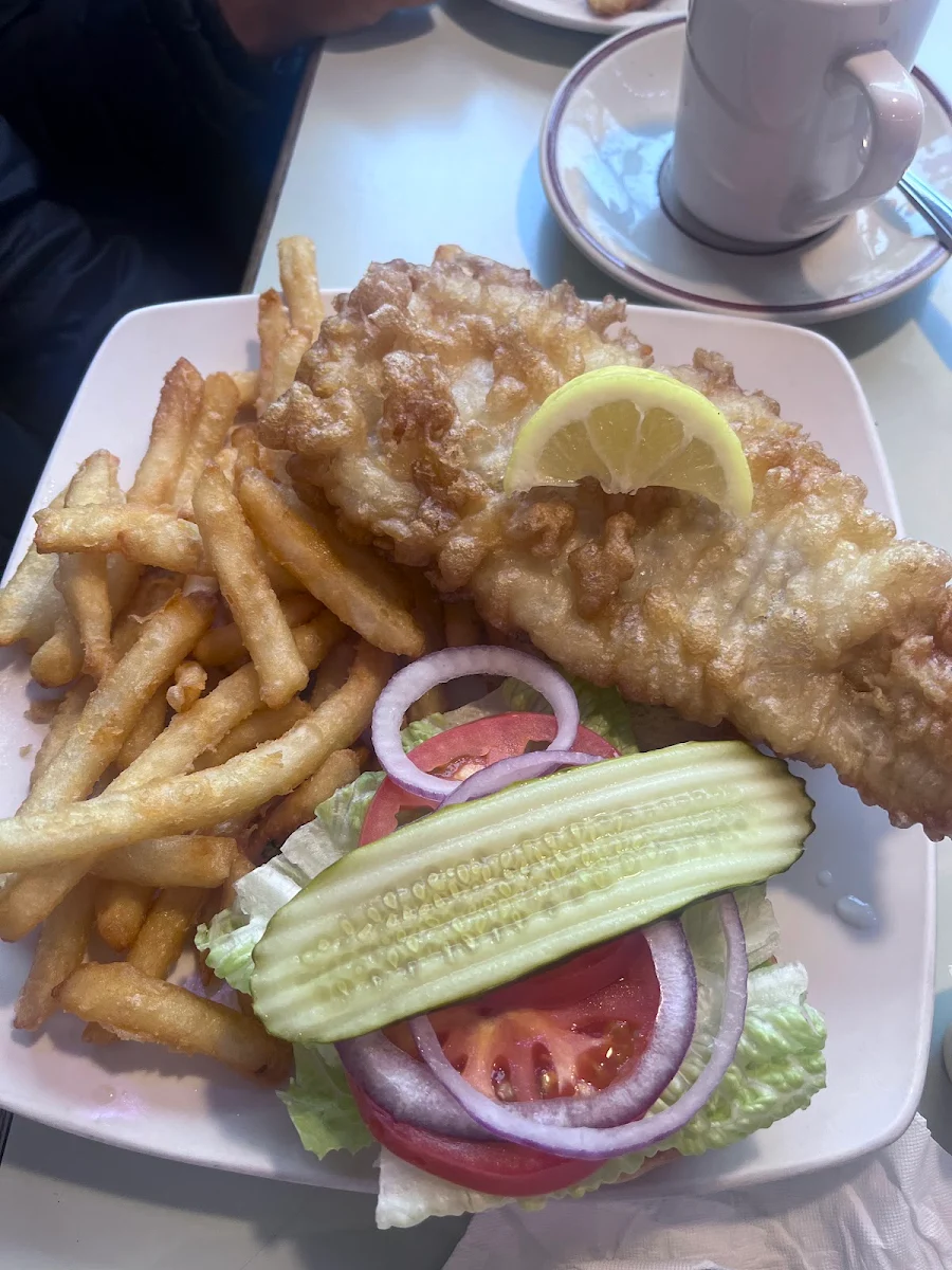 Fish Burger, Lakeview Restaurant