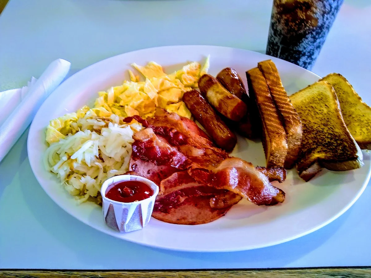 Lakeview Breakfast Platter, Lakeview Restaurant