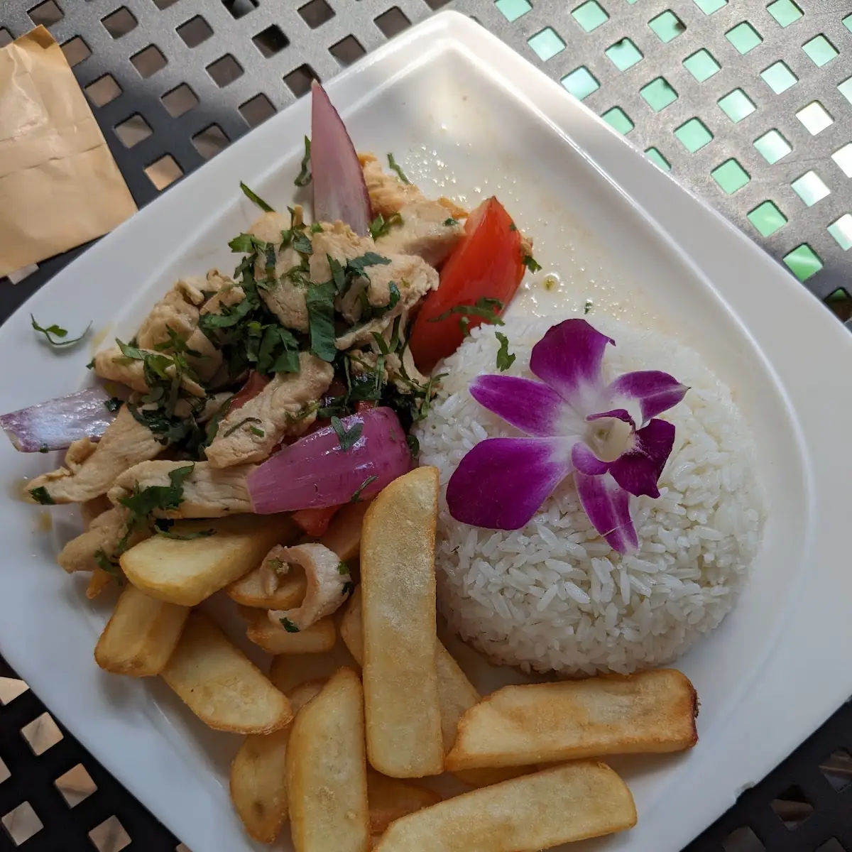 Lomo Saltado