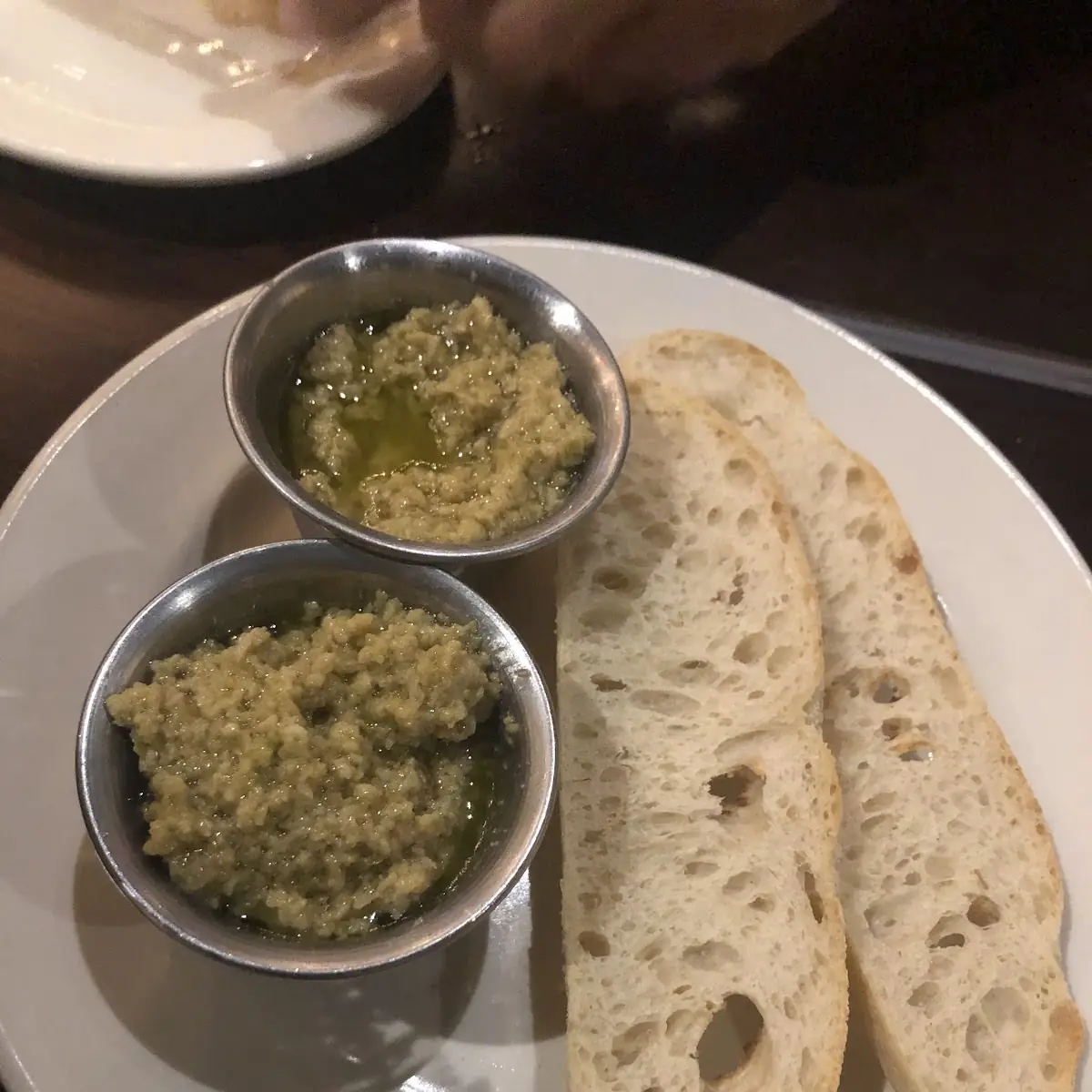 Extra Bread Dine In