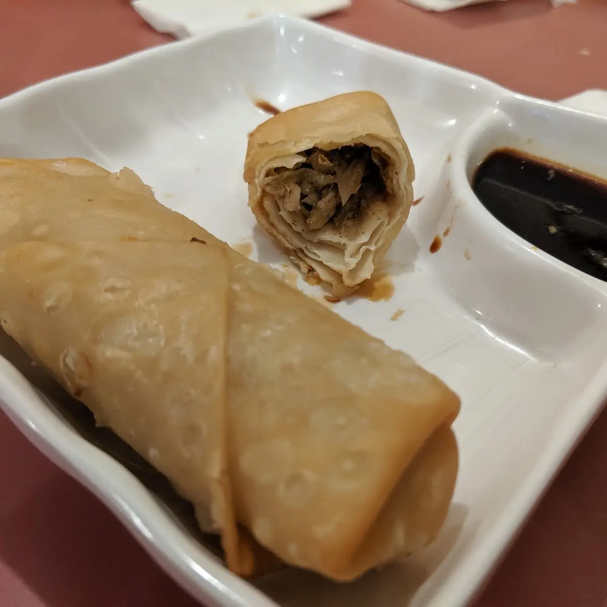 Egg Roll (2 pcs)