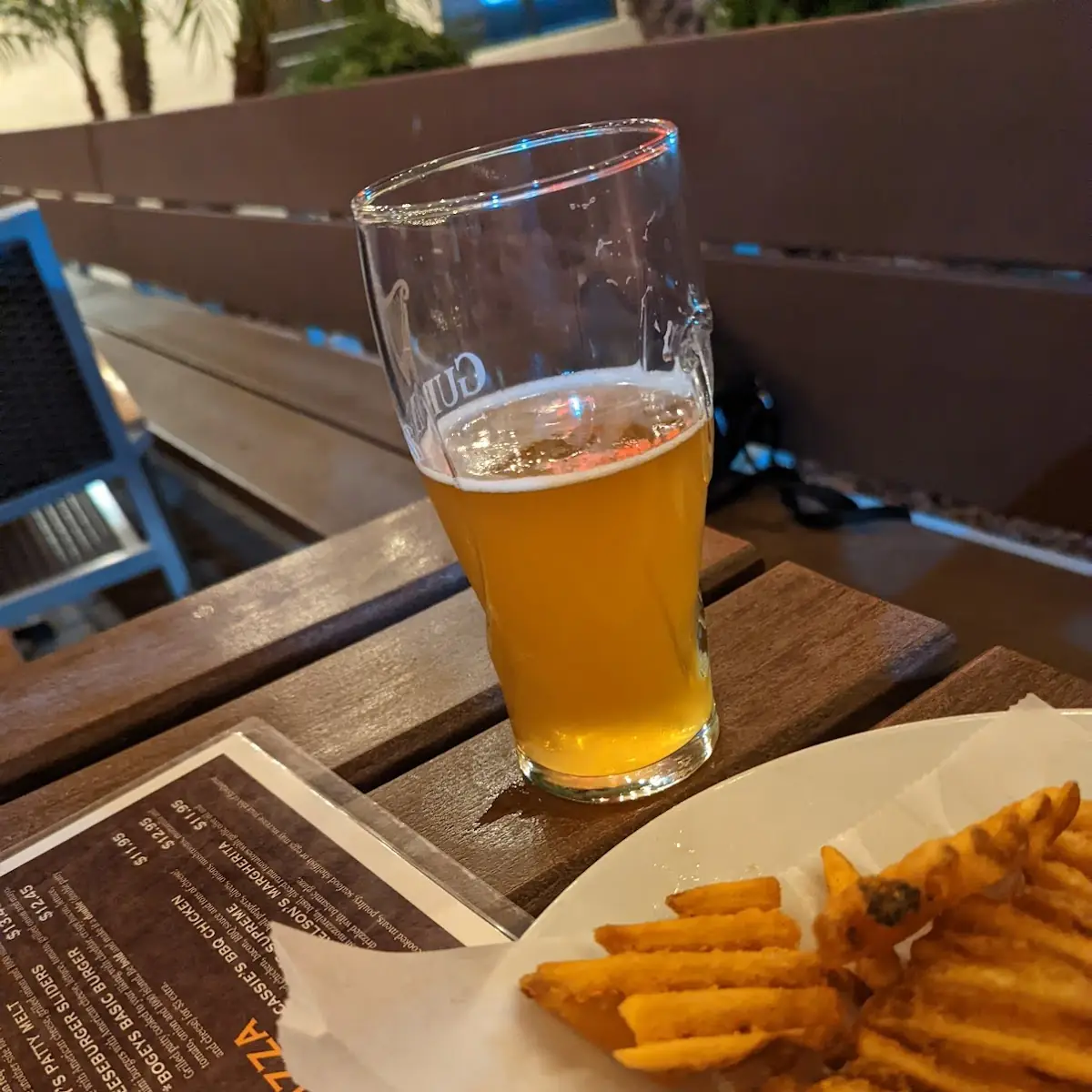 Four Peaks Wow and Waffle Fries