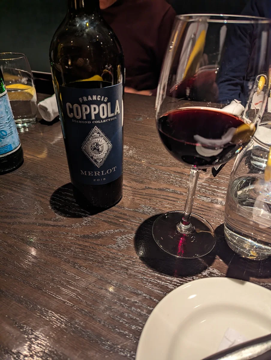 Vin, The Keg Steakhouse + Bar - Place Ville Marie