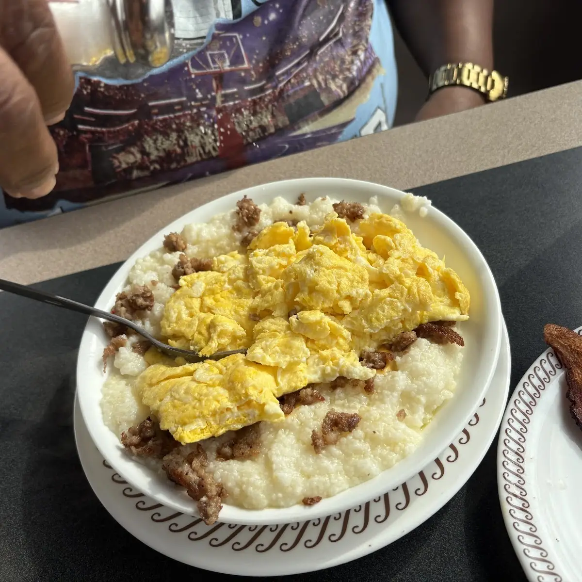 Egg & Cheese Grits