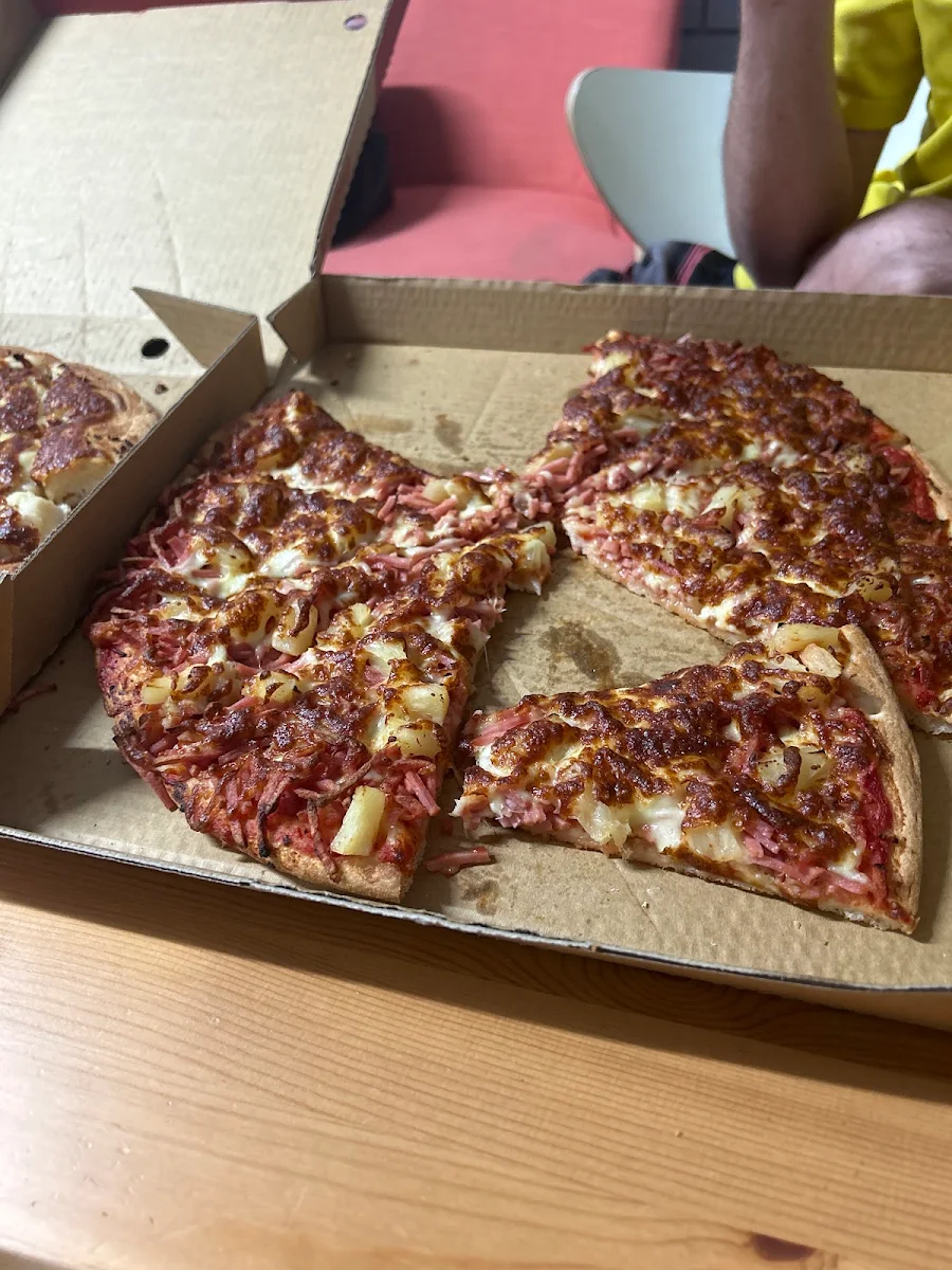 Highlights, Pizza Holic Eden