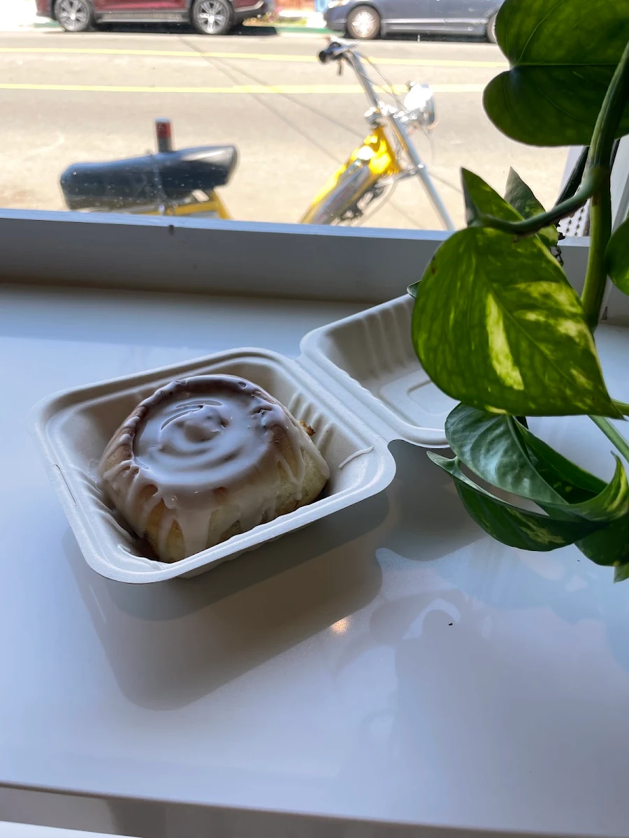 Vegan Cinnamon Roll