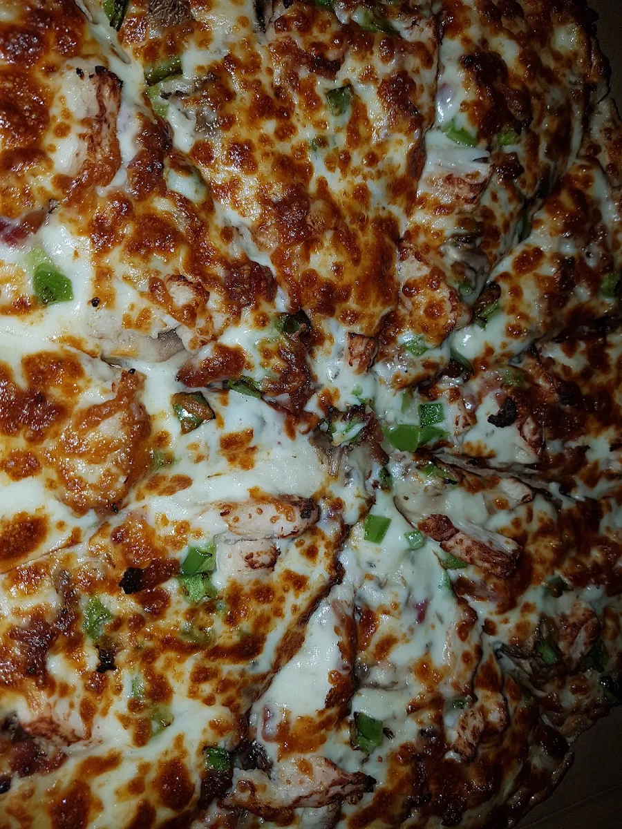 Chicken Alfredo Pizza