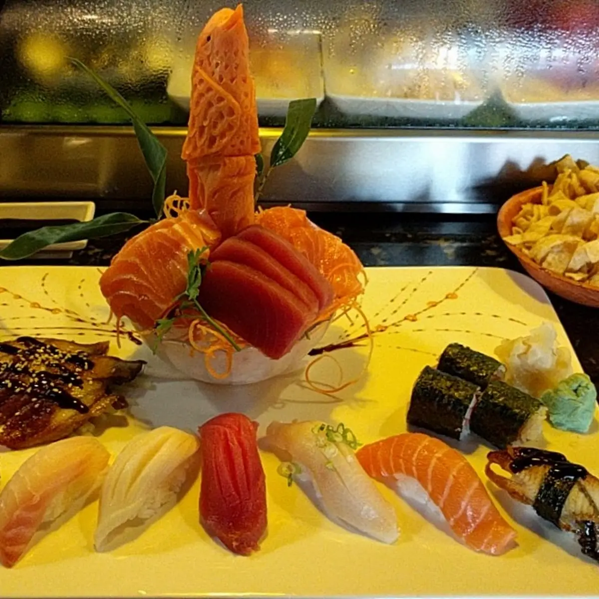 Sushi & Sashimi Combo