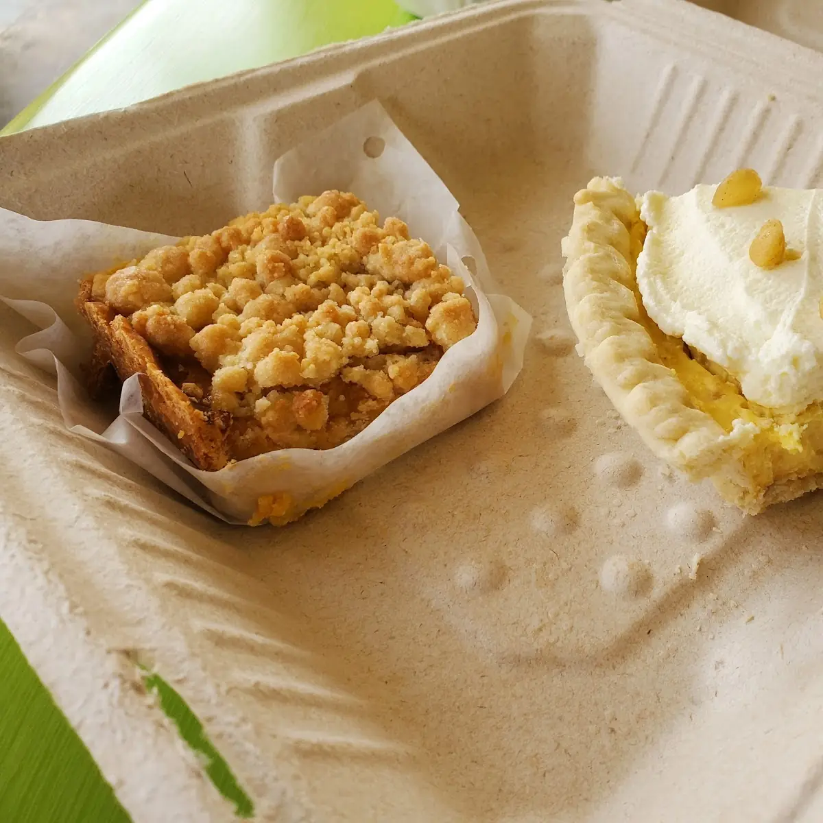 Macadamia Nut Cream Pie