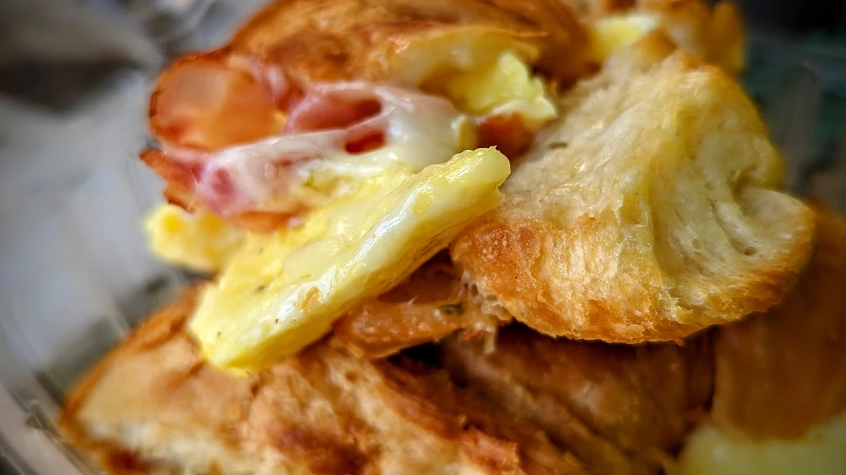 Croissant Sandwich