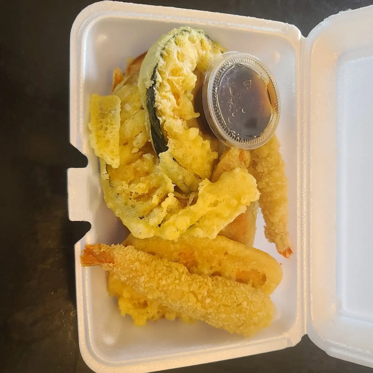 Veggie Tempura Roll （6 pcs）