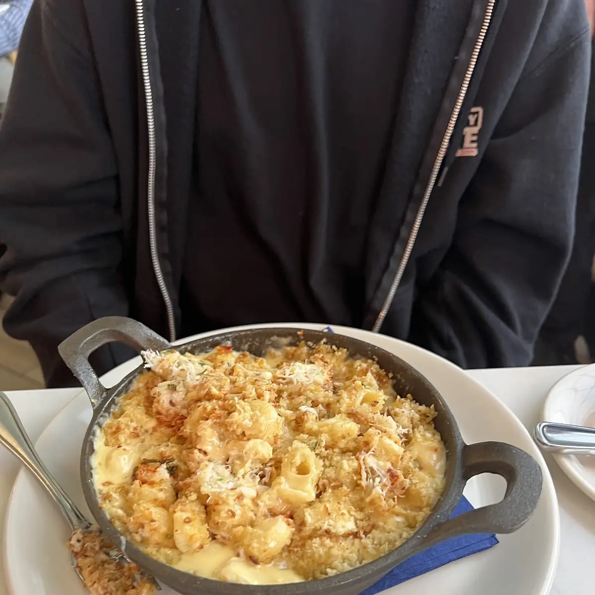 Dungeness Crab Mac and Cheese