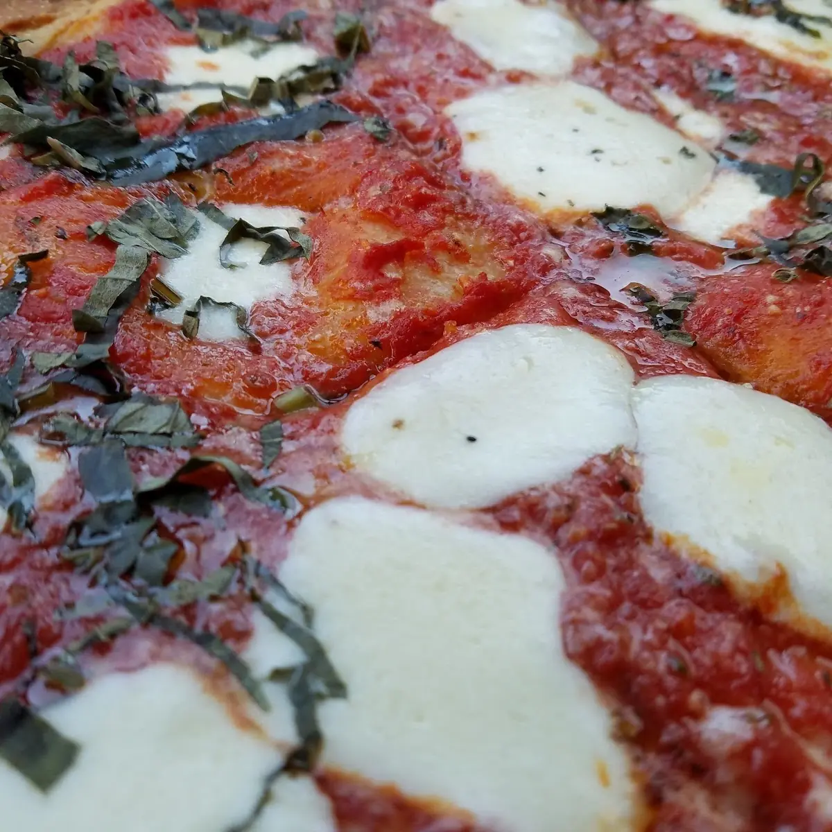 Margherita Sicilian Square 16 Slices