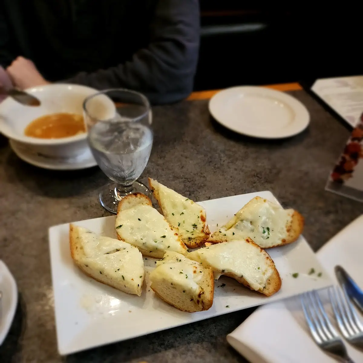 Garlic Bread with Mozzarella