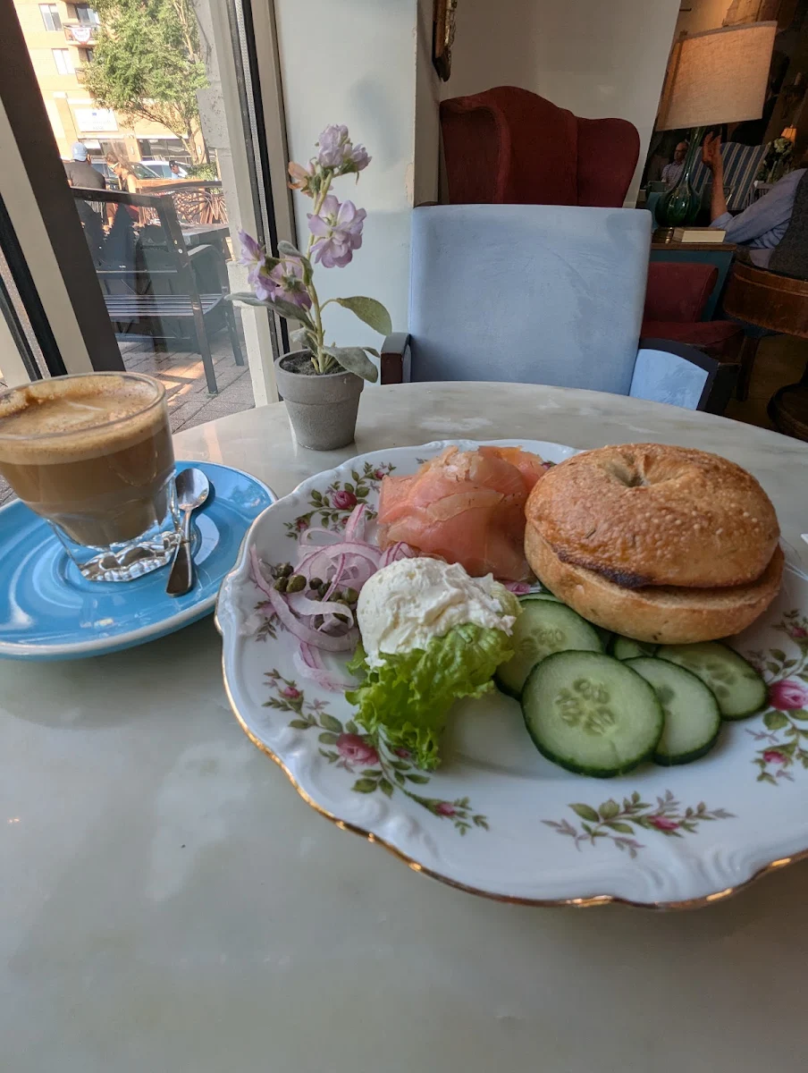 Bagel & Lox