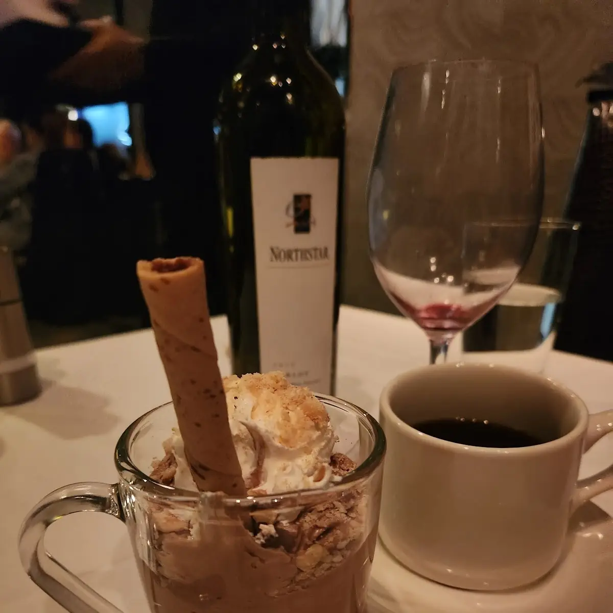 Morton's Legendary Hot Chocolate Cake