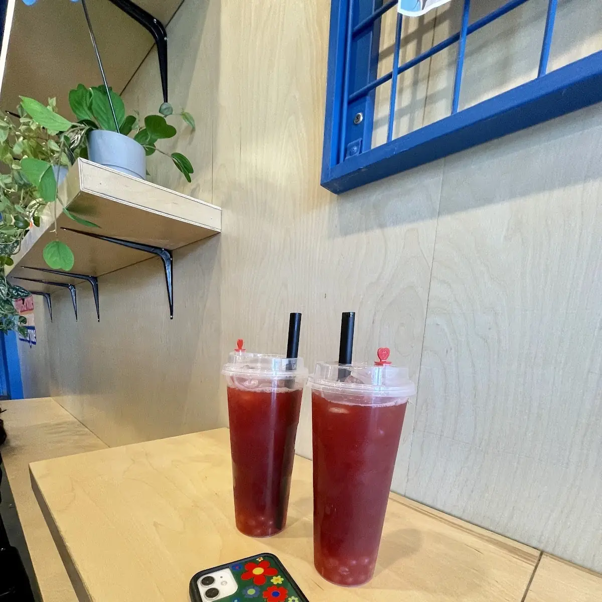 Mango Hibiscus Tea with Passion Fruit Popping Boba