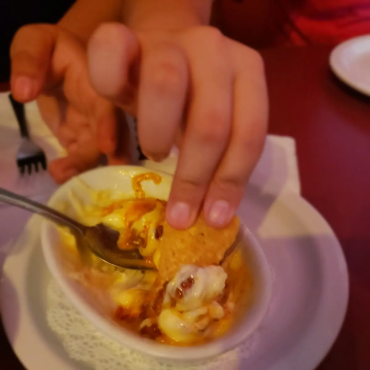 Queso Fundido Con Chorizo