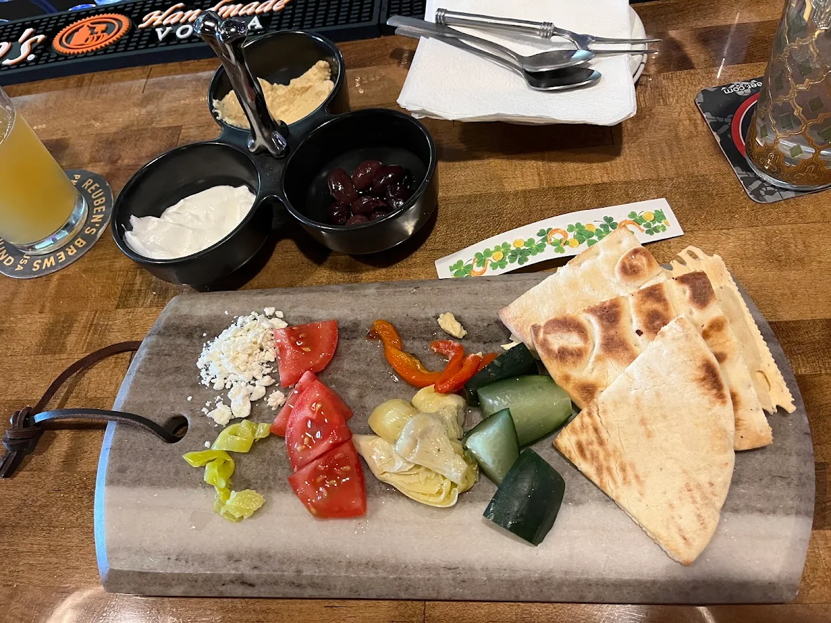 Hummus Plate