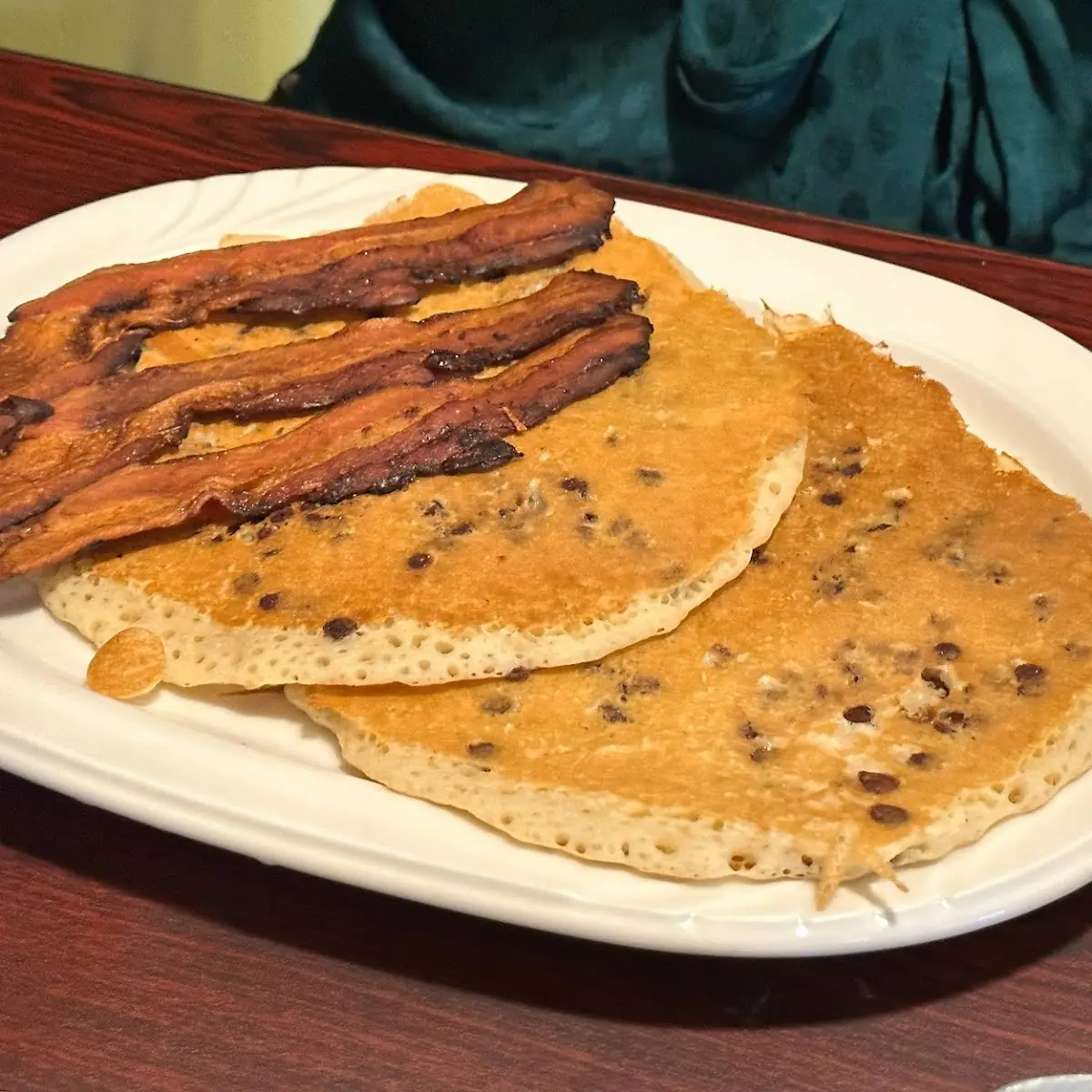 Chocolate Chip Pancakes w Crispy Bacon
