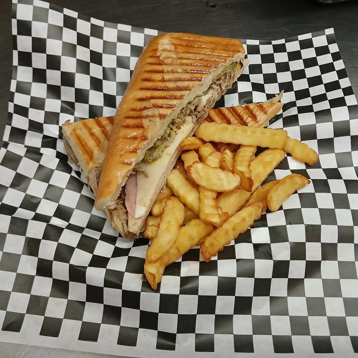 Sándwich Cubano Cuban Sandwich