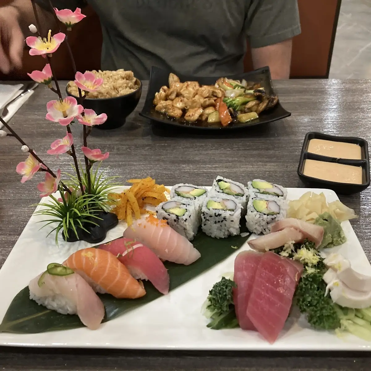 Sushi Sashimi Lunch