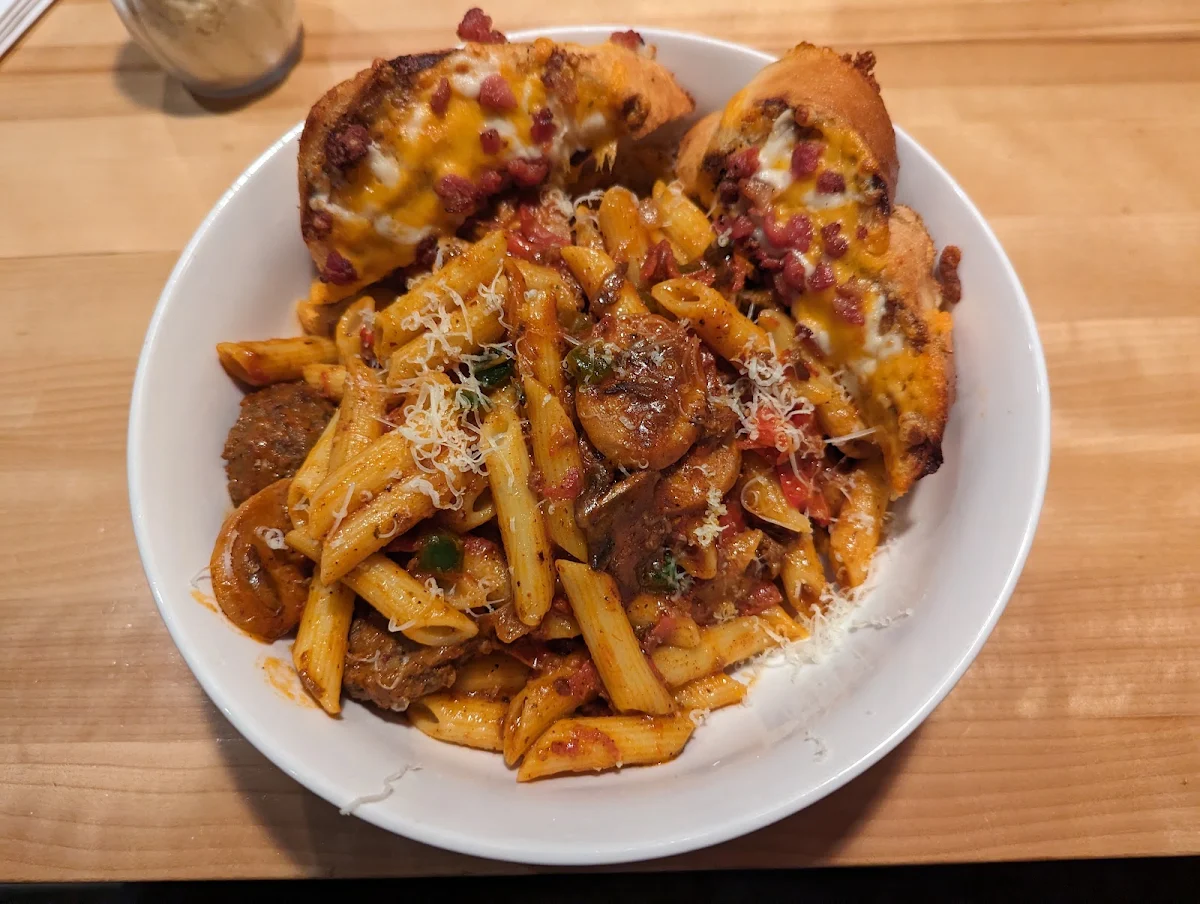 Carnivore Pasta, Boston Pizza