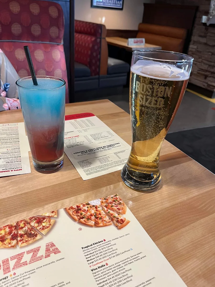 Twisted Rocket and Coors Light, Boston Pizza