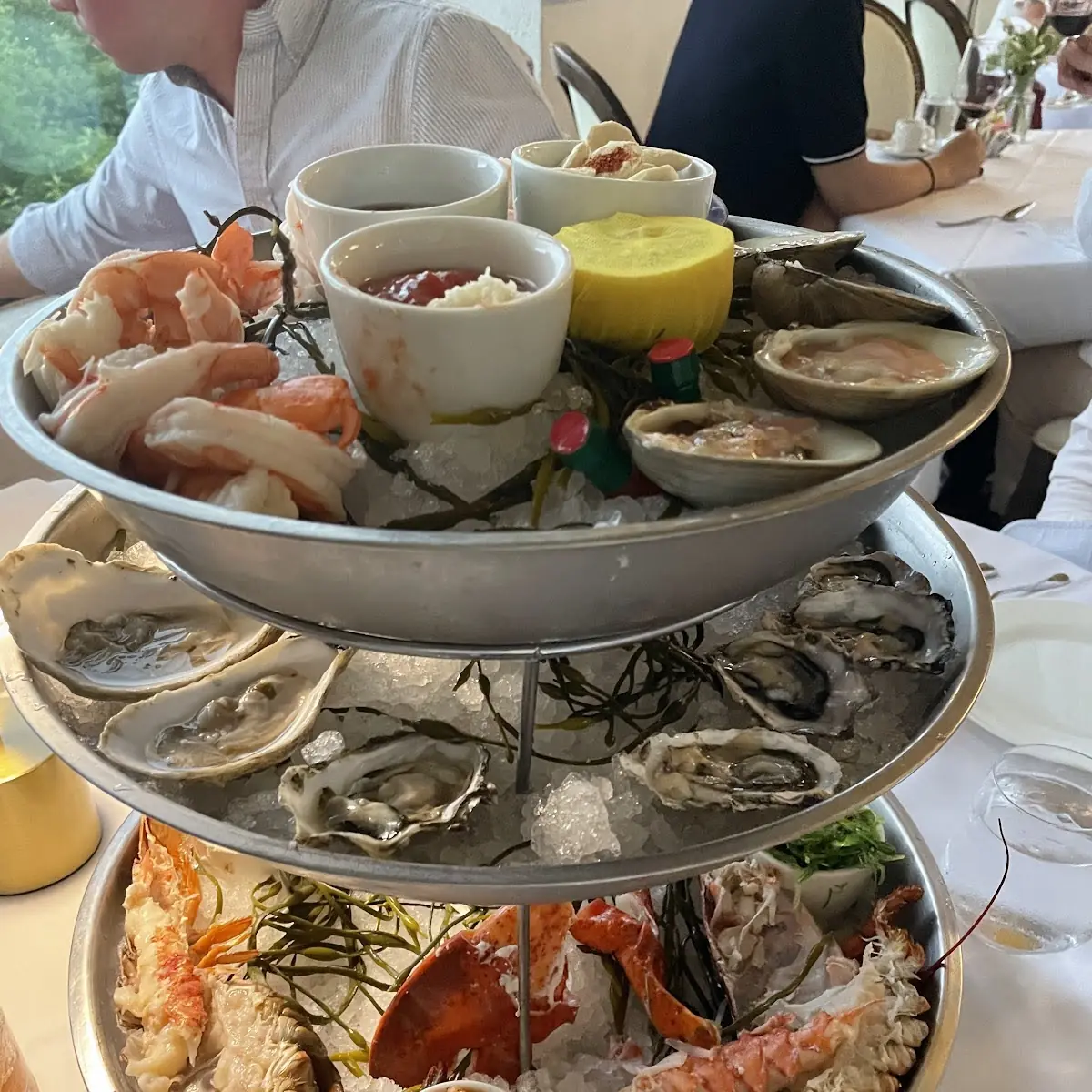 Seafood Tower 4-4