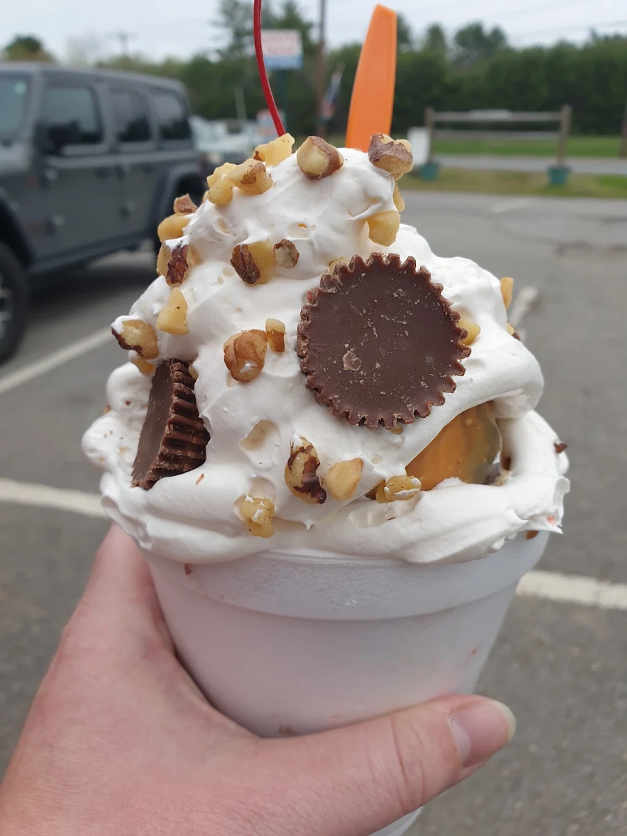 Peanut Butter Cup Sundae