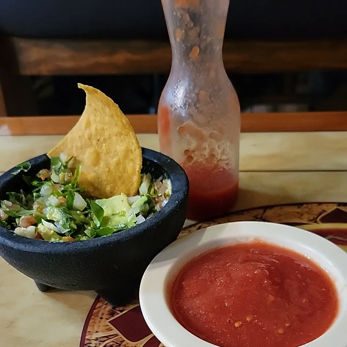 Mexican Guacamole Chips and Salsa