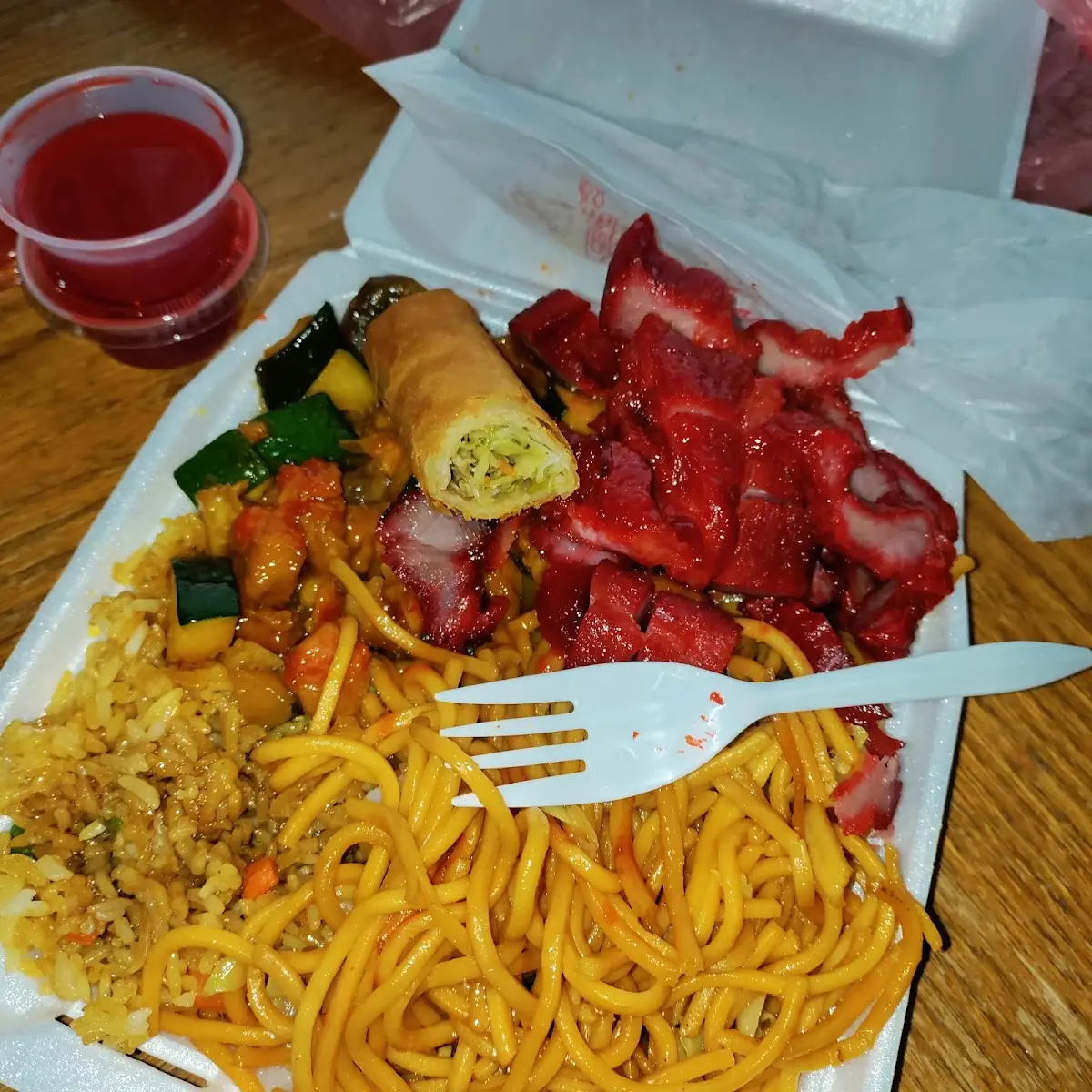 BBQ Pork Chow Mein Tray